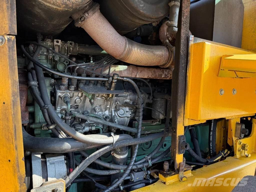 Volvo L70D Фронтальні навантажувачі