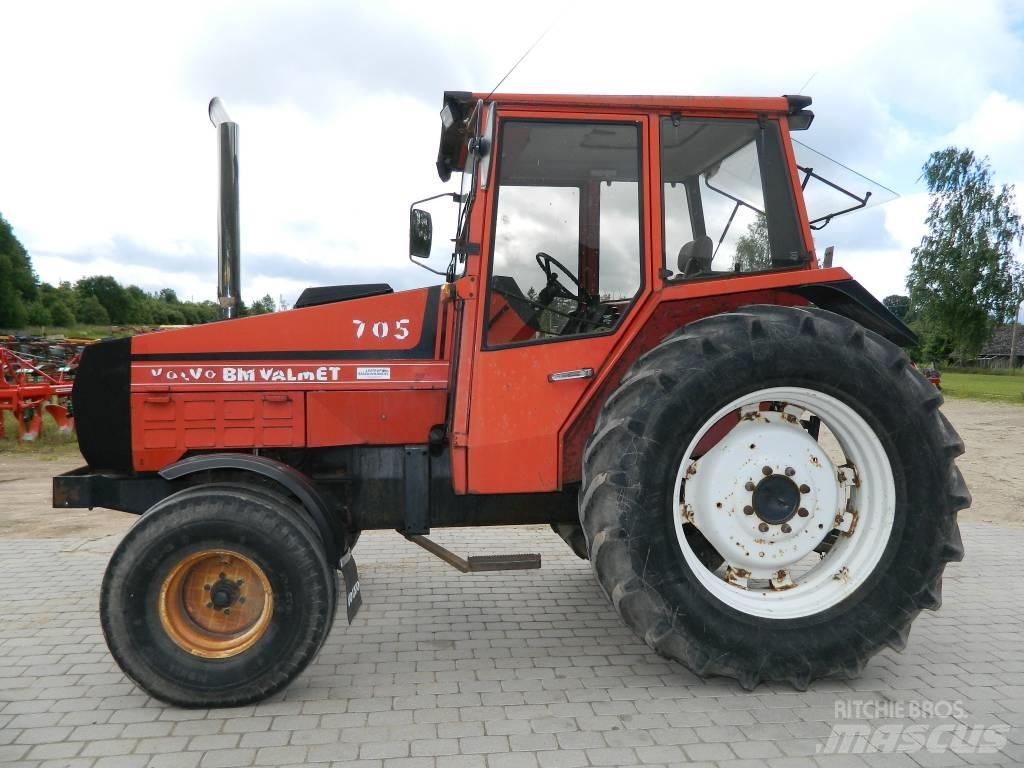 Valmet 705 Трактори