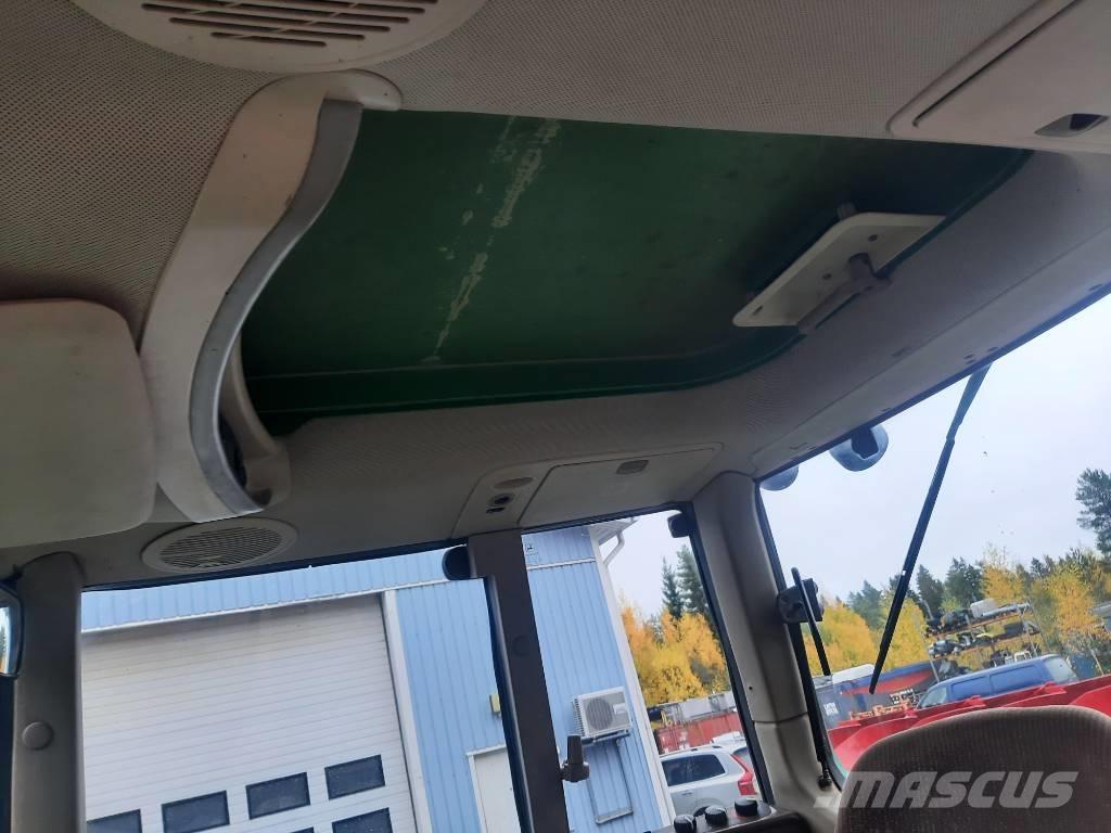 John Deere 6420 Трактори