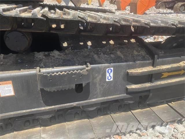 Sany SY215C Гусеничні екскаватори