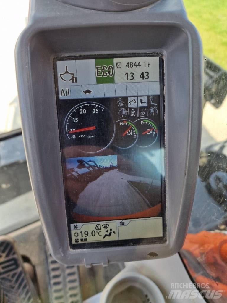 Hitachi ZX220W-6 Колісні екскаватори