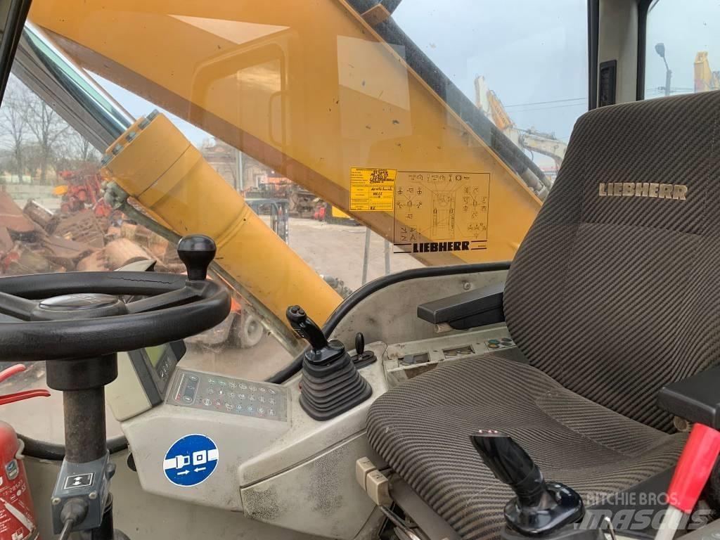 Liebherr A 904 C Колісні екскаватори