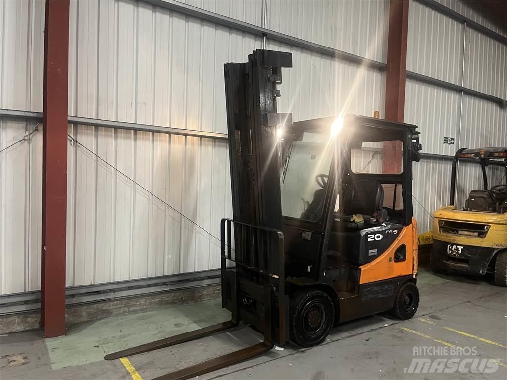 Doosan D20SC-5 Дизельні навантажувачі