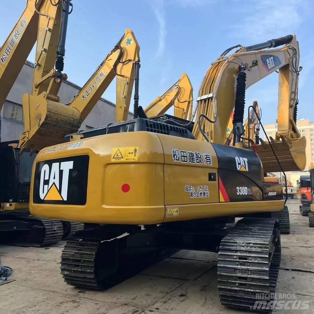 CAT 330 D L Гусеничні екскаватори