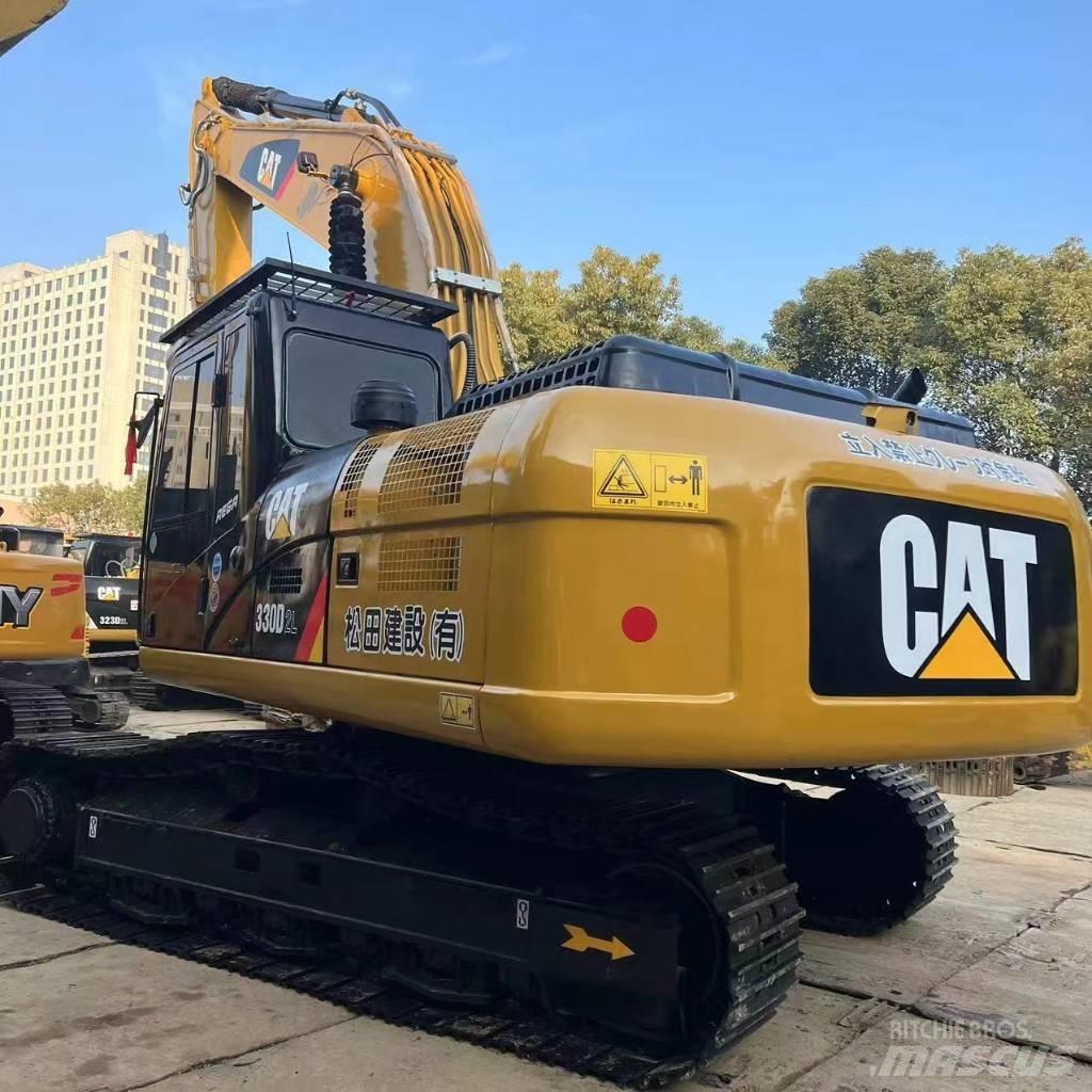 CAT 330 D L Гусеничні екскаватори