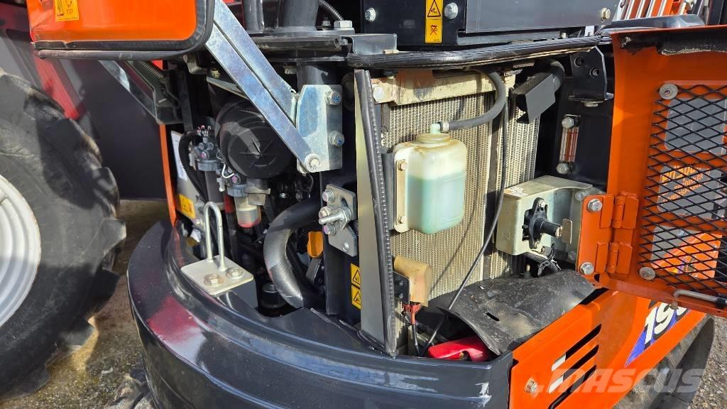 Hitachi ZX 19 Міні-екскаватори < 7т