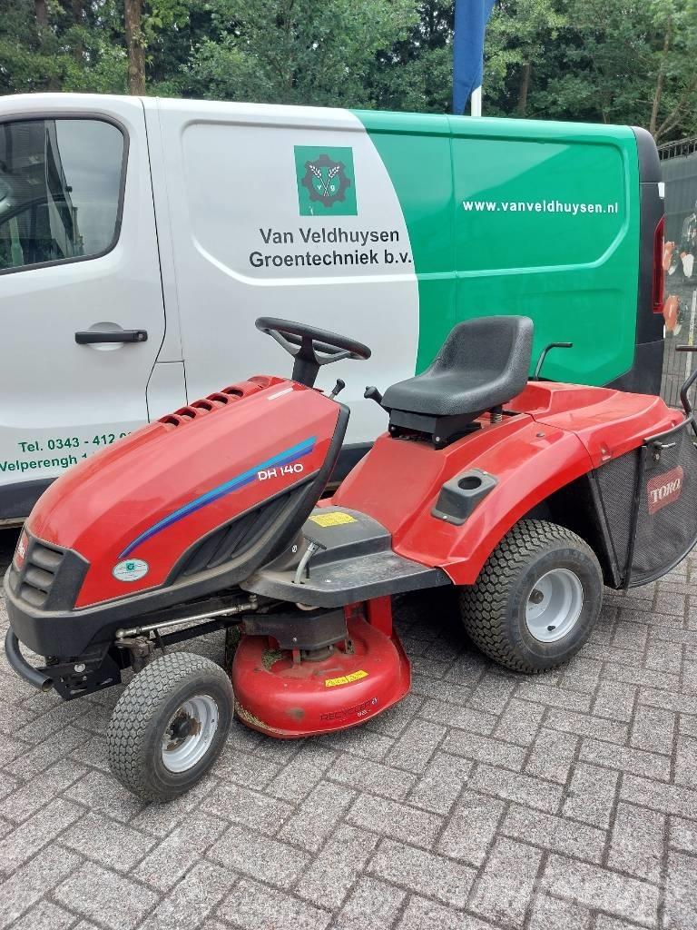 Toro zitmaaier DH140 Самохідні газонокосарки