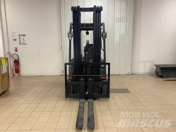 Manitou ME320 Навантажувачі підвищеної прохідності