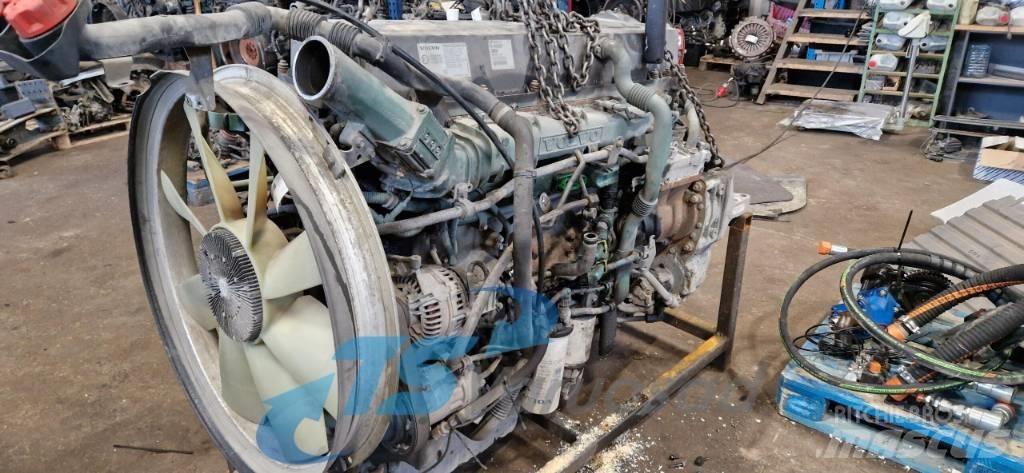 Volvo ENGINE D13C460 Двигуни