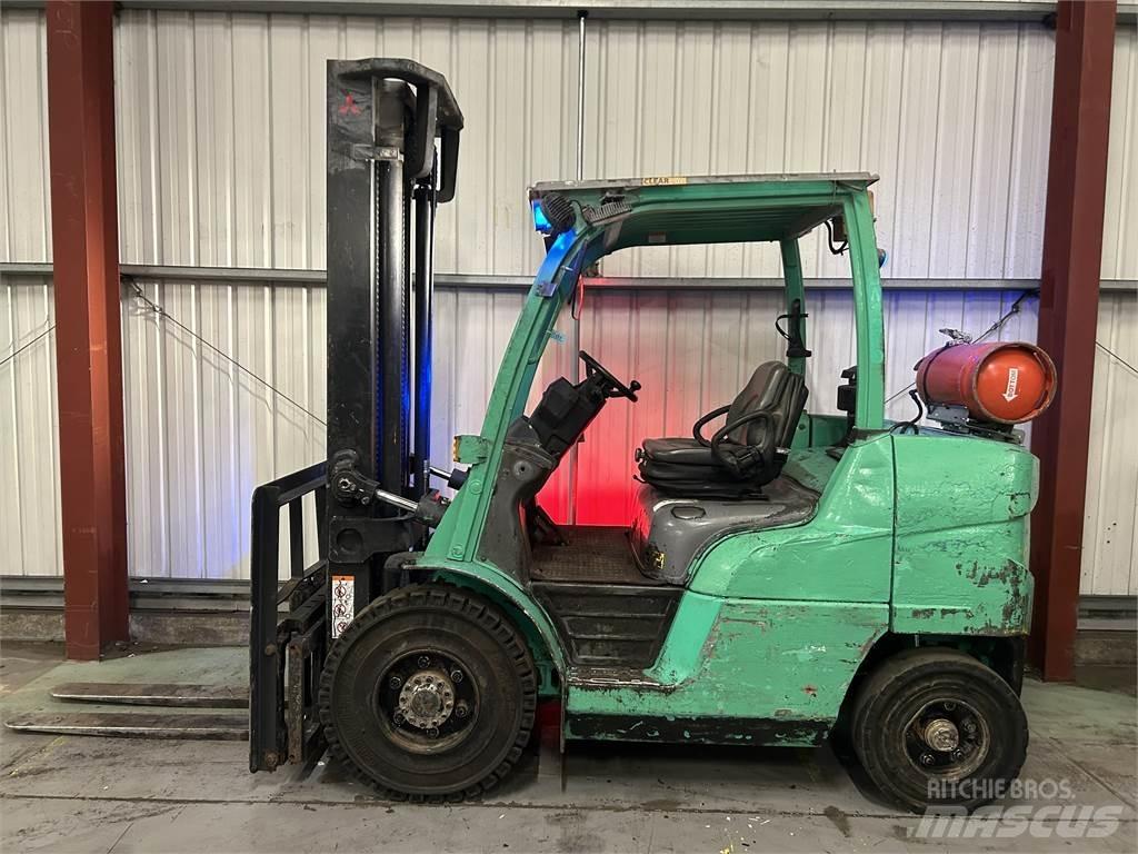 Mitsubishi FG40NT Газові навантажувачі
