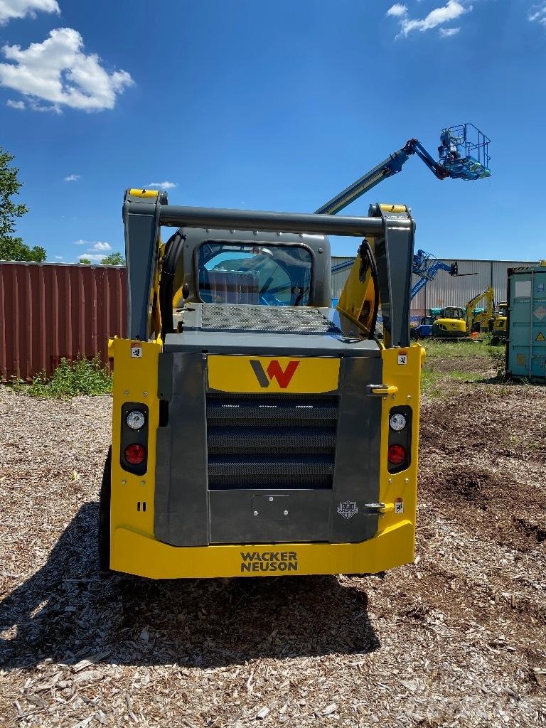 Wacker Neuson SW21 Міні-навантажувачі