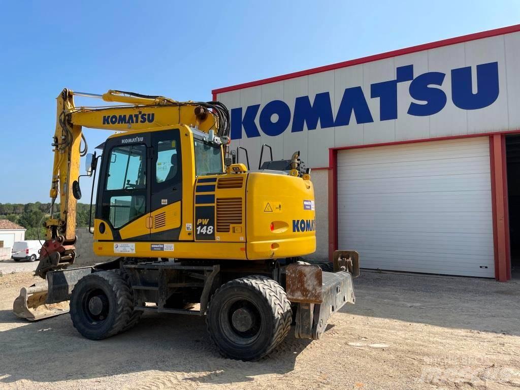 Komatsu PW148-11 Колісні екскаватори