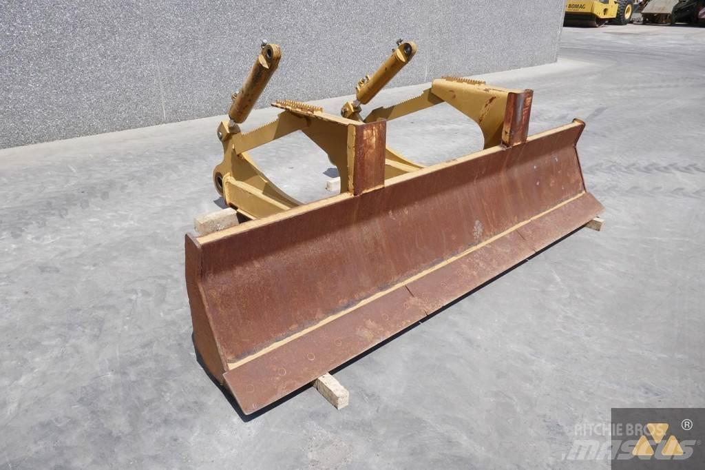CAT Skidder blade Леміші