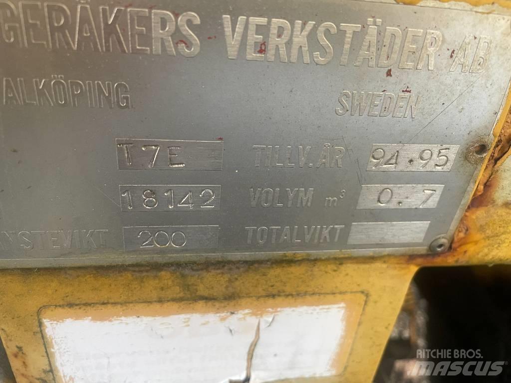 Falköping T7E Розсіювачі солі та піску