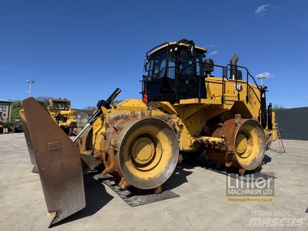 CAT 826 K Сміттєві преси