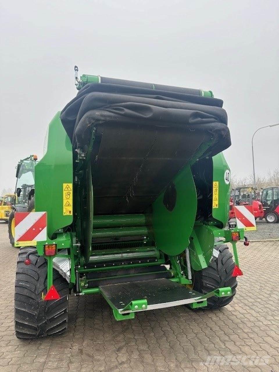 John Deere V461R Рулонні прес-підбирачі