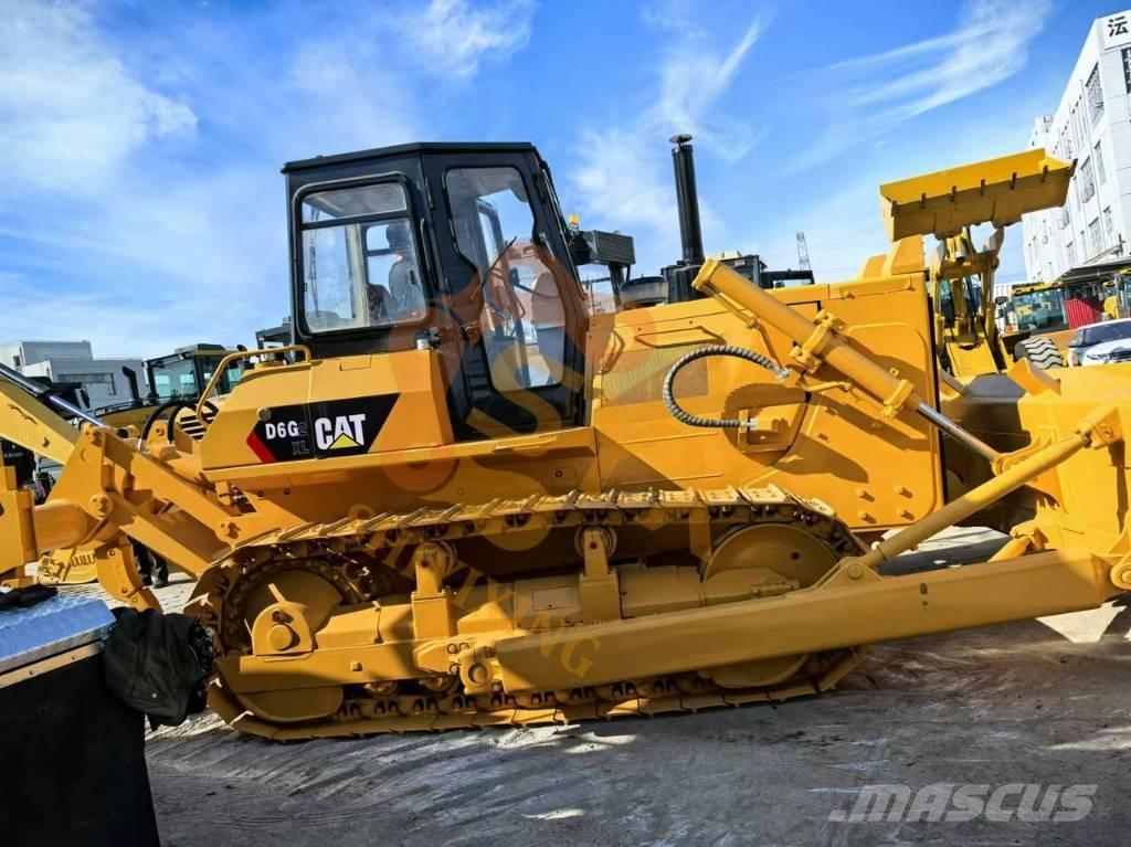 CAT D6G Гусеничні бульдозери