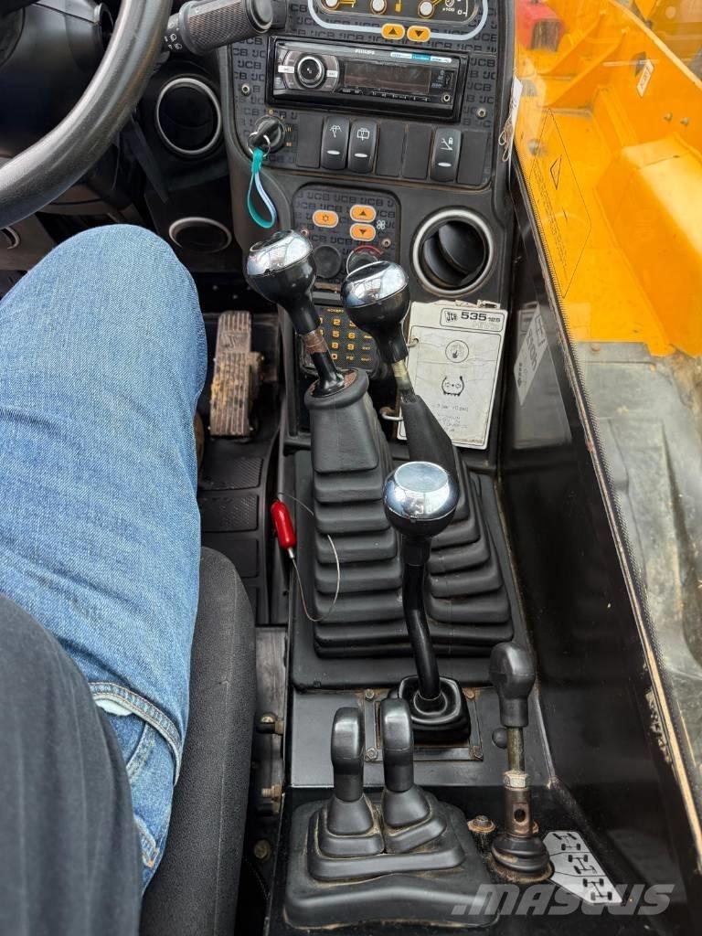 JCB 535-125 Телескопічний навантажувач