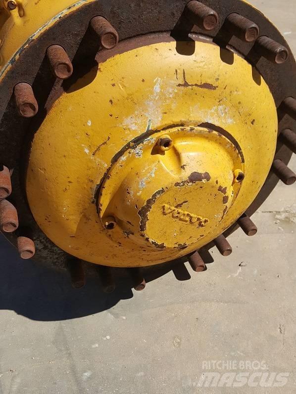 Volvo L110F G H Осі
