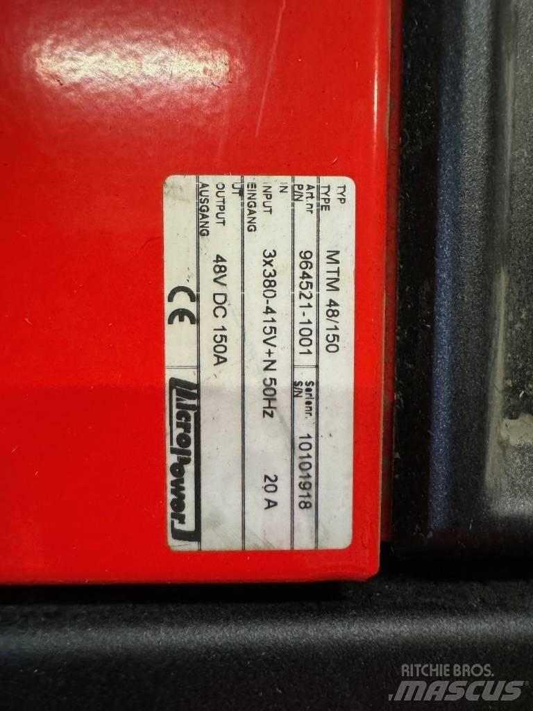 BT LRE 300 Штабелери