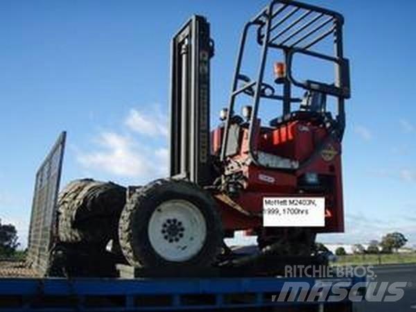 Moffett M2403N Навантажувачі підвищеної прохідності