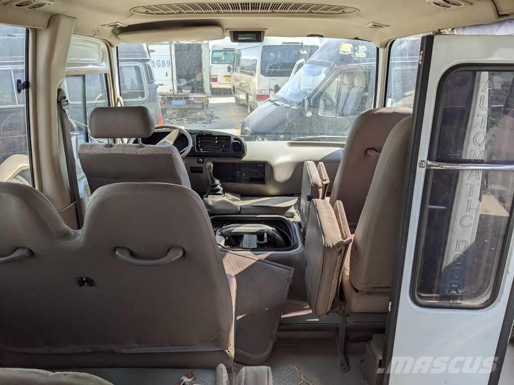 Toyota Coaster Bus Мікроавтобуси