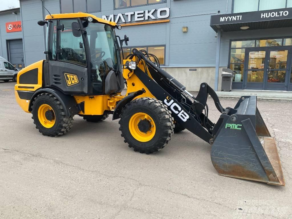JCB 407 T4 Фронтальні навантажувачі