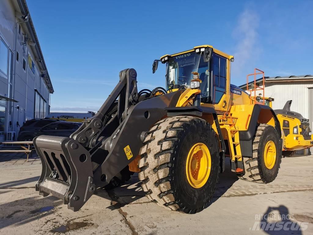 Volvo L220H Фронтальні навантажувачі