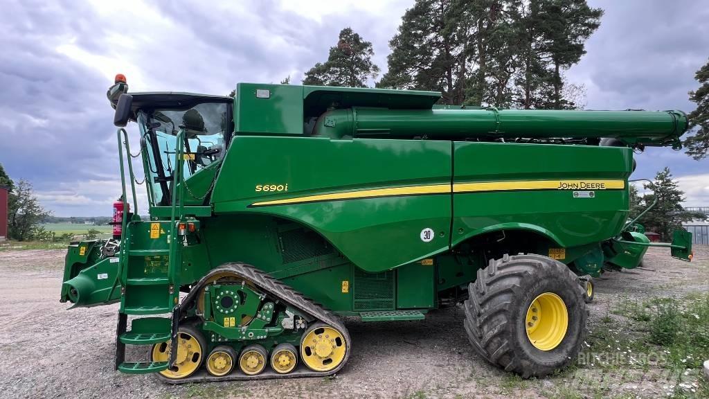 John Deere S 690 Зернозбиральні комбайни