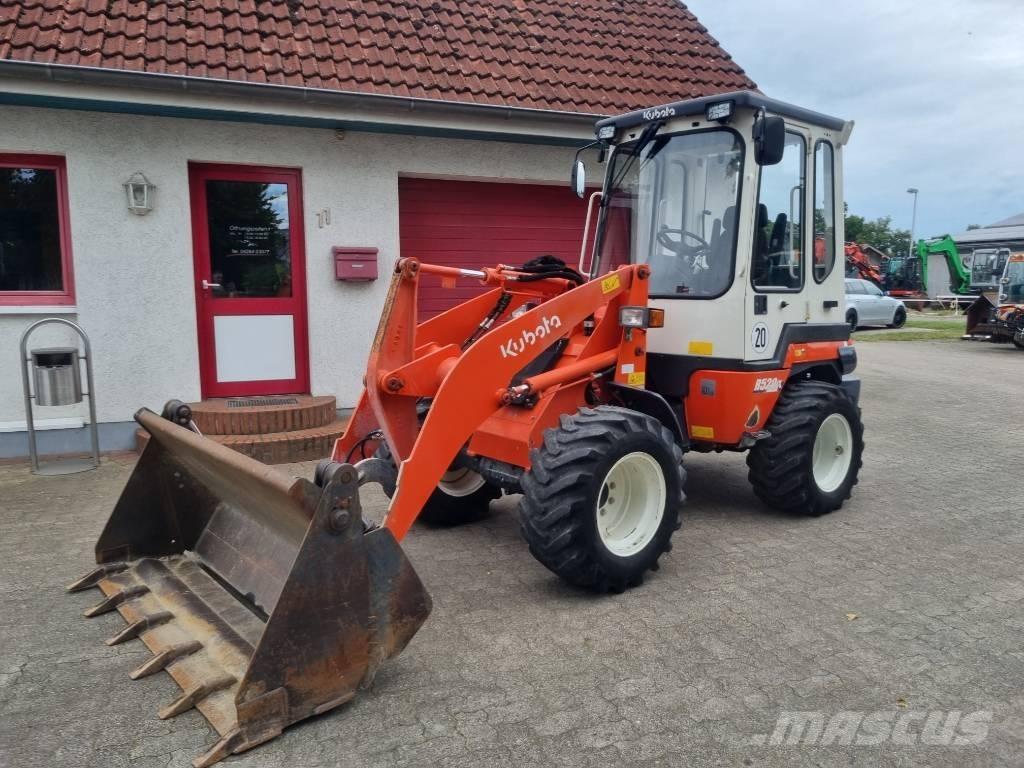 Kubota R 520 N Фронтальні навантажувачі