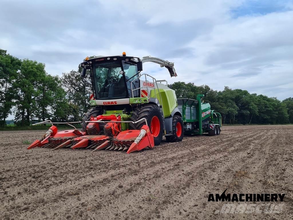 CLAAS Jaguar 940 Кормозбиральні комбайни