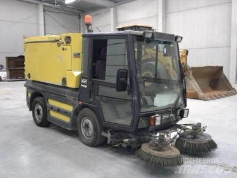 Schmidt SWING 240 Підмітальні машини