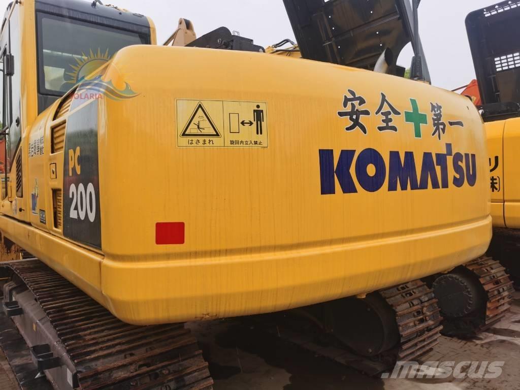 Komatsu PC 200-8 Гусеничні екскаватори