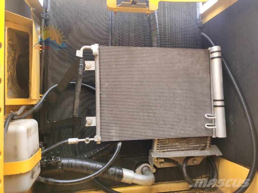 Komatsu PC 200-8 Гусеничні екскаватори