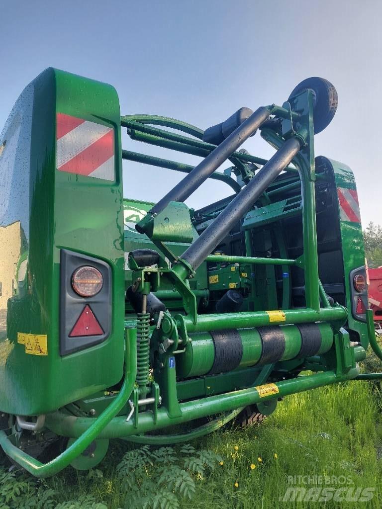 McHale Fusion 4 Рулонні прес-підбирачі