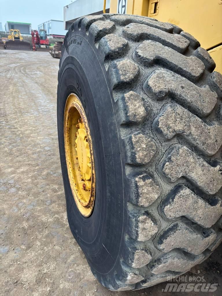 CAT 950 B Фронтальні навантажувачі