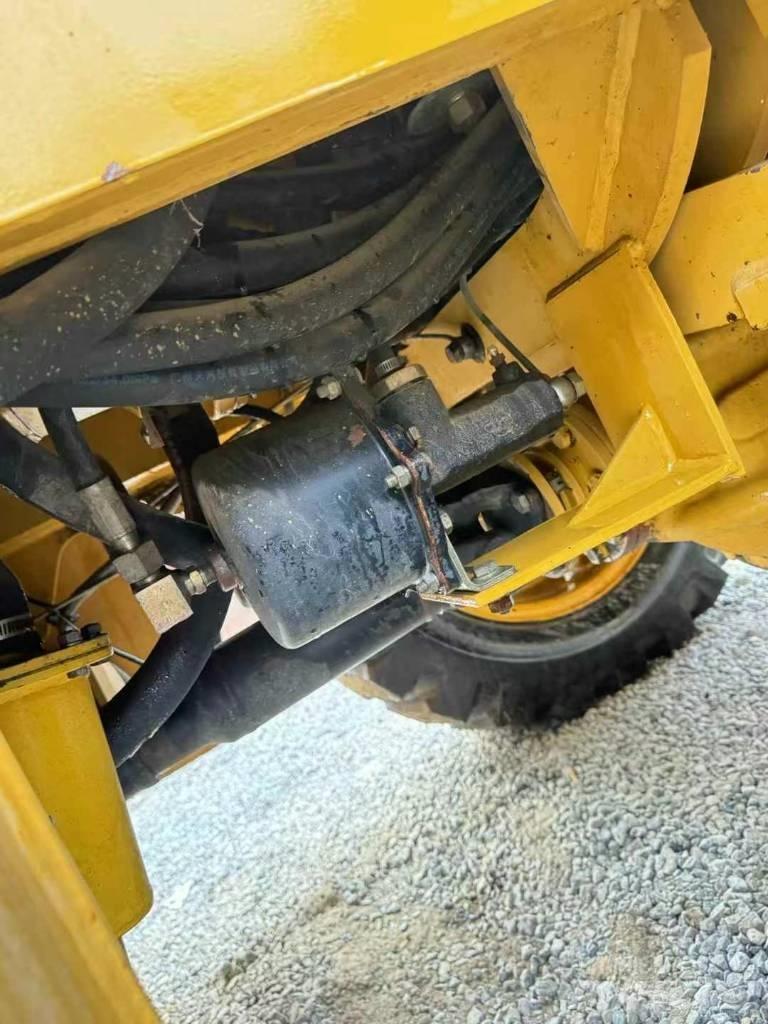 XCMG WZ 30-25 Екскаватори-навантажувачі