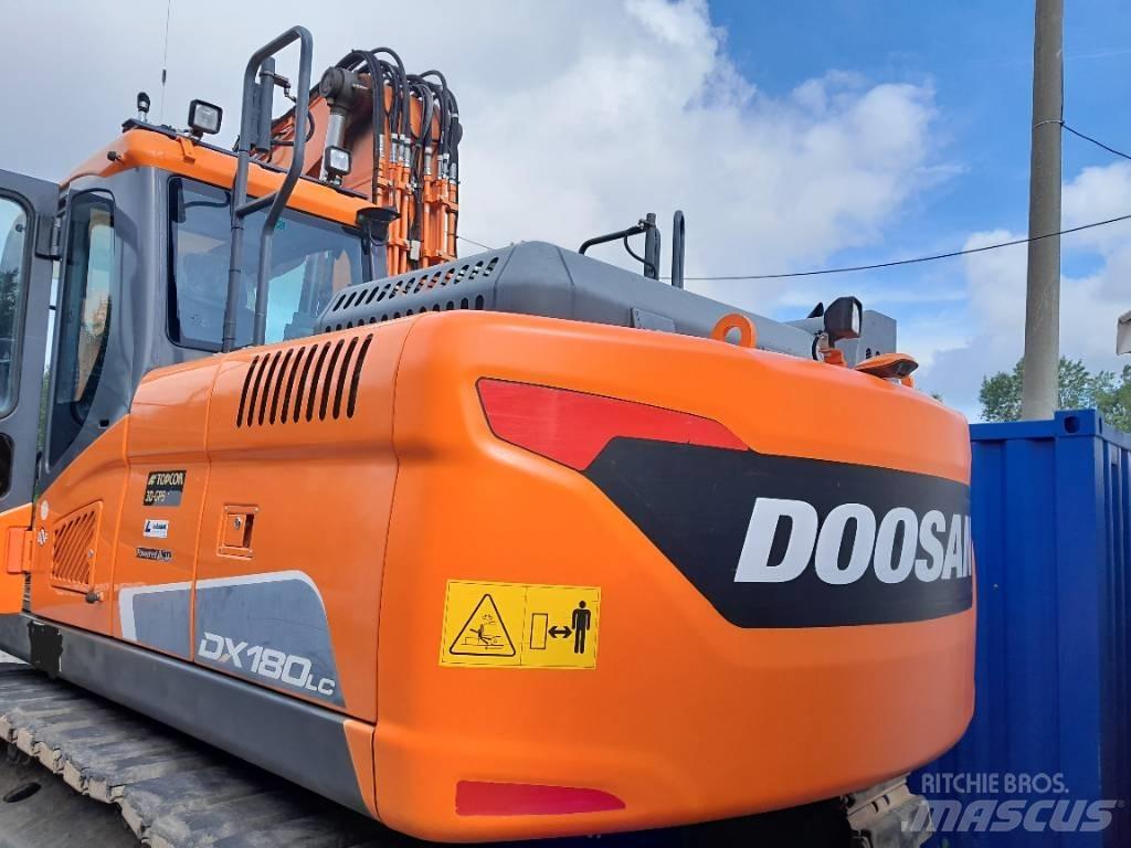 Doosan DX180LC-5 Гусеничні екскаватори