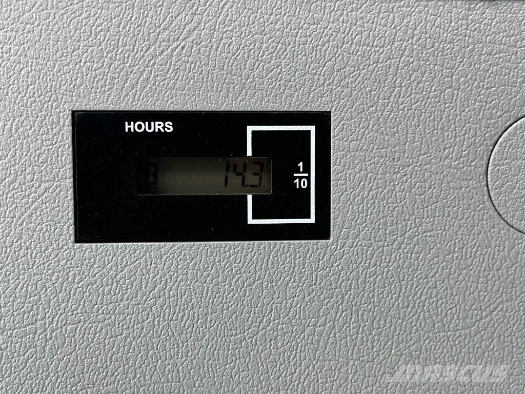 Hyundai HX 140 AL Гусеничні екскаватори