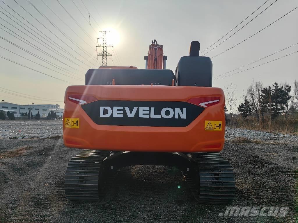 Doosan DX225 Гусеничні екскаватори