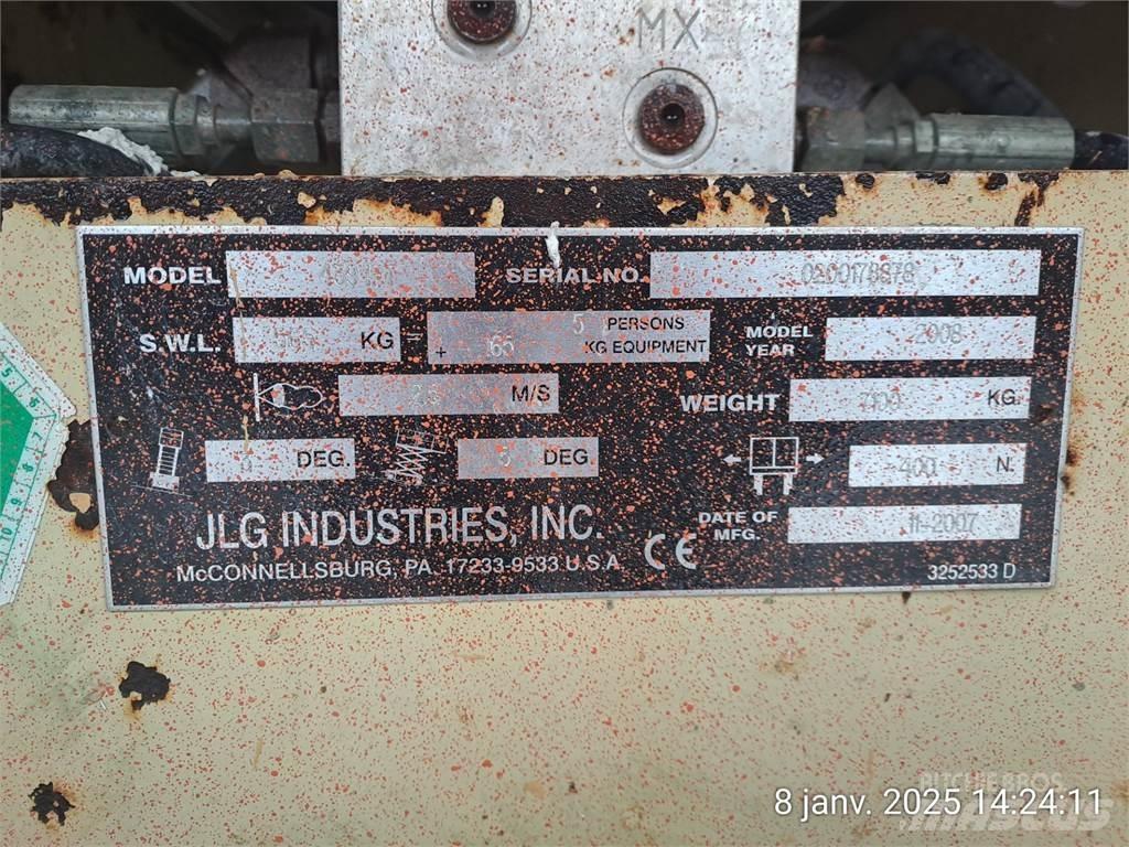 JLG 4394RT Підйомники-ножиці