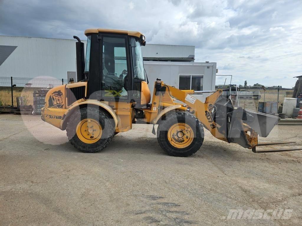 JCB 407 B Фронтальні навантажувачі