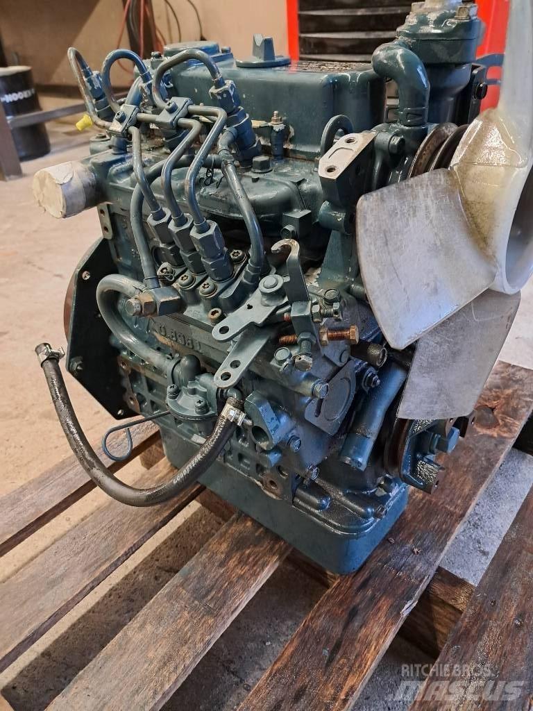 Kubota D-902 Двигуни