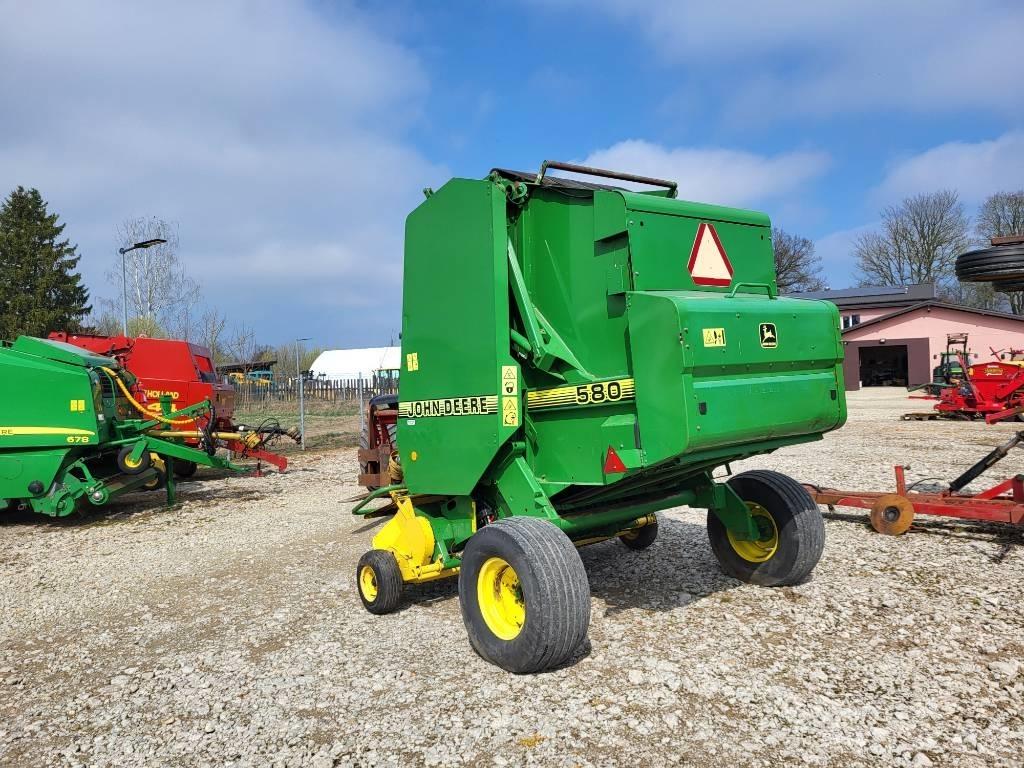 John Deere 580 Рулонні прес-підбирачі
