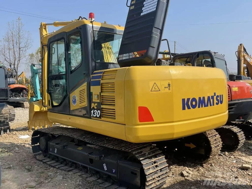 Komatsu PC 130-8 Середні екскаватори 7т. - 12т.