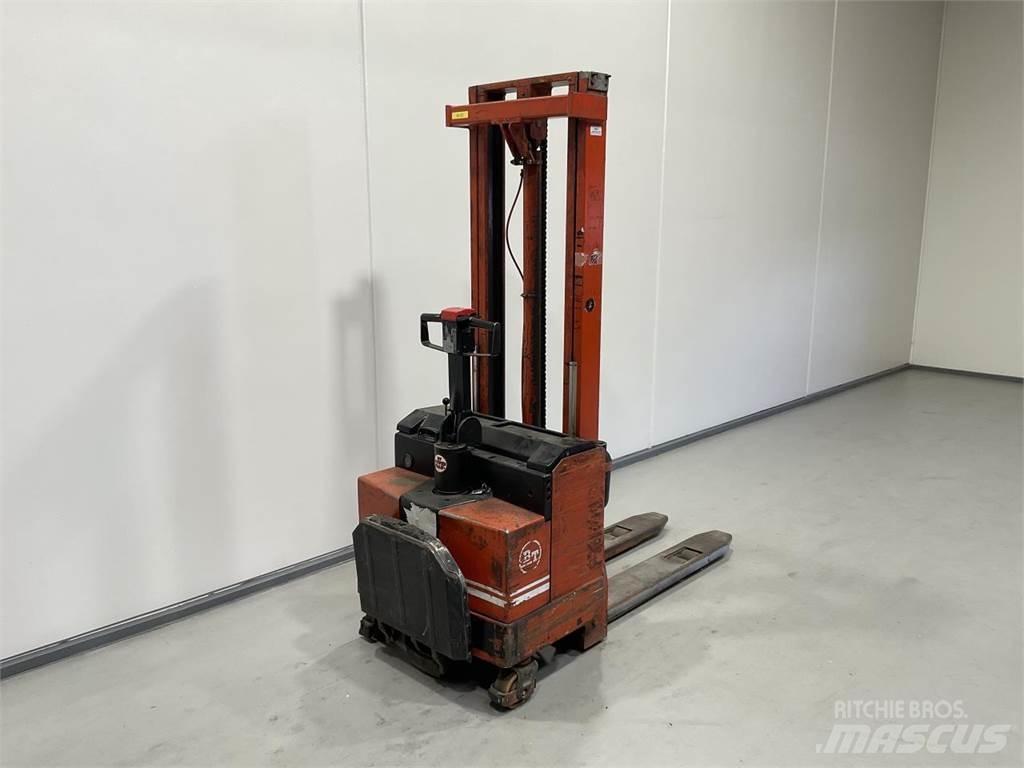 BT LSV 1250 E/10 Самохідні електроштабелери