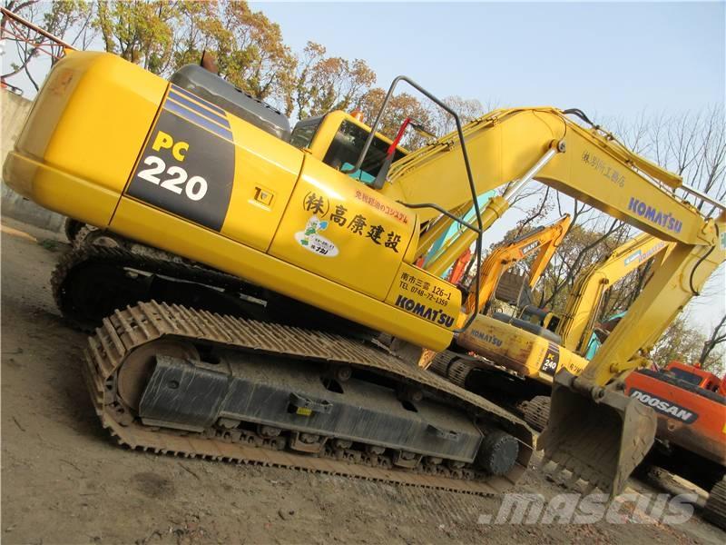 Komatsu PC 220-8 Гусеничні екскаватори