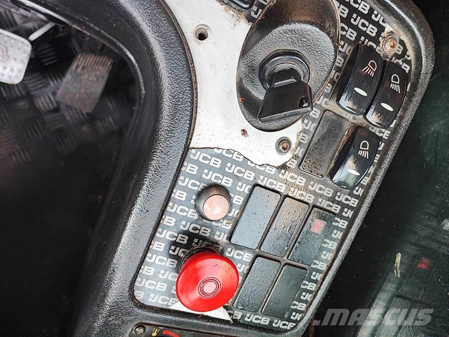 JCB TLT35D 4x4 Телескопічні навантажувачі