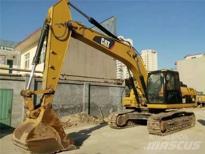 CAT 324 D2L Гусеничні екскаватори