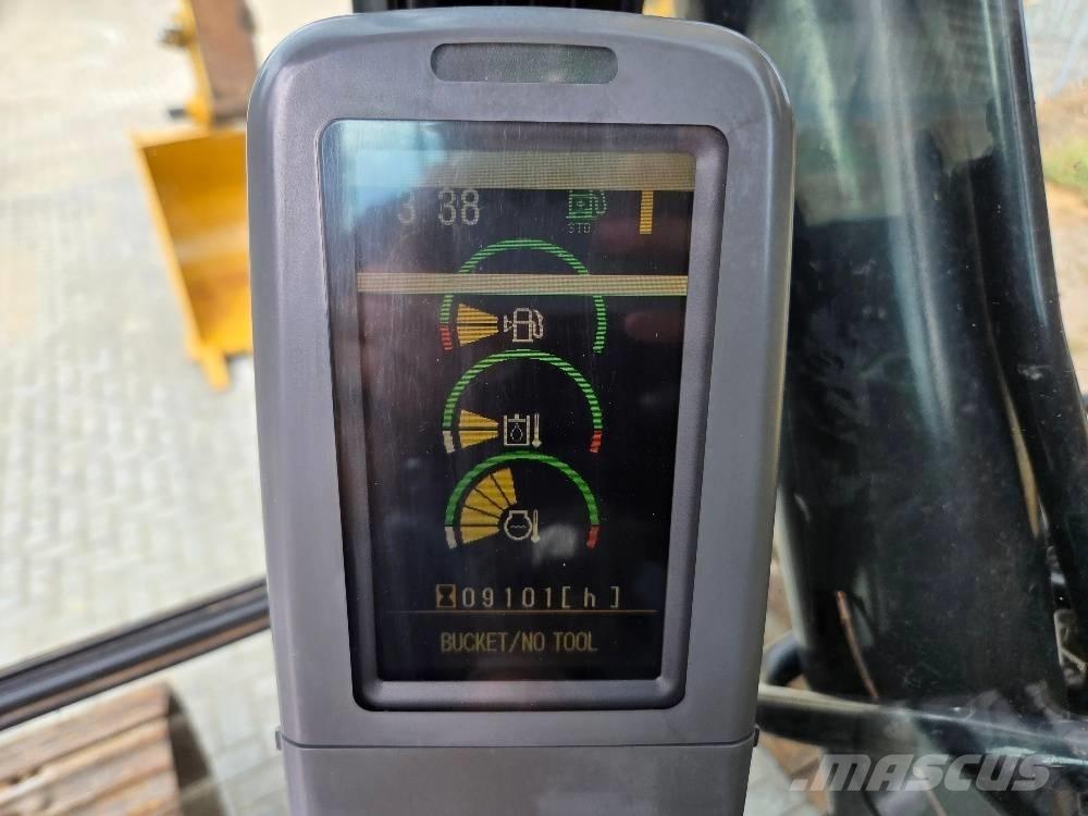 CAT 323DL Гусеничні екскаватори